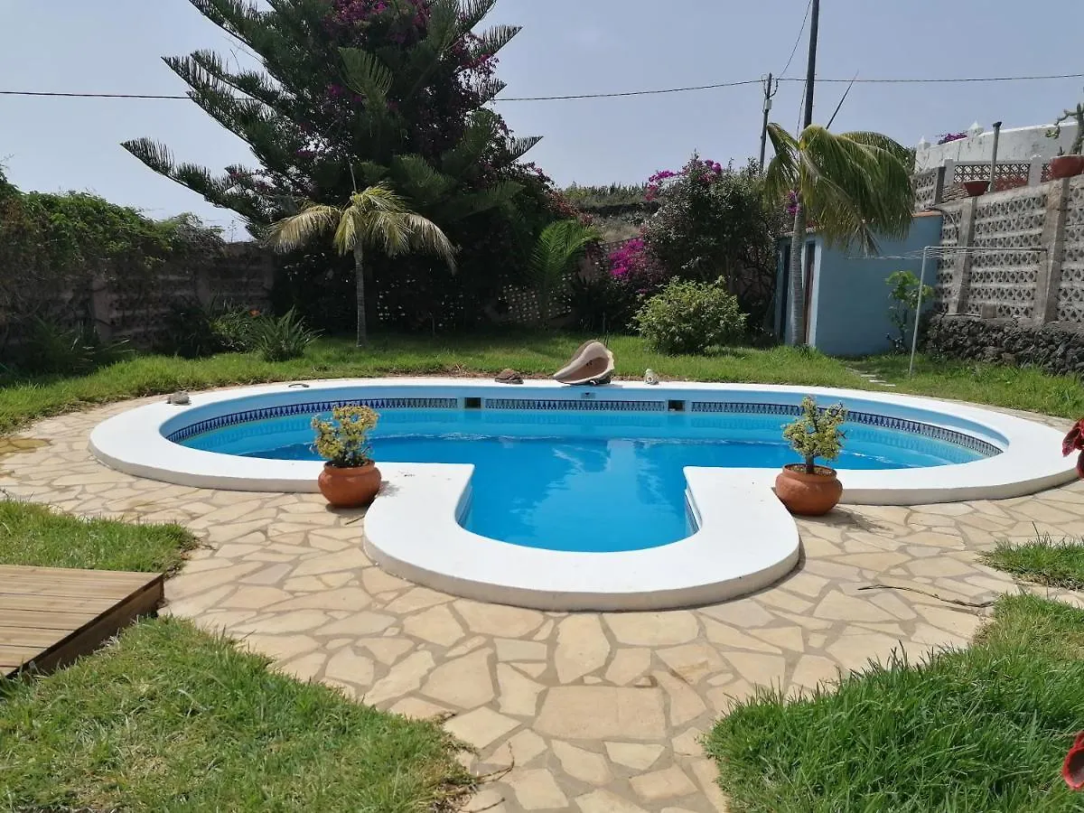Finca Los Alamos Brena Baja Holiday home