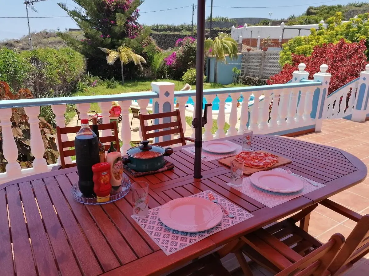 Finca Los Alamos Brena Baja Holiday home